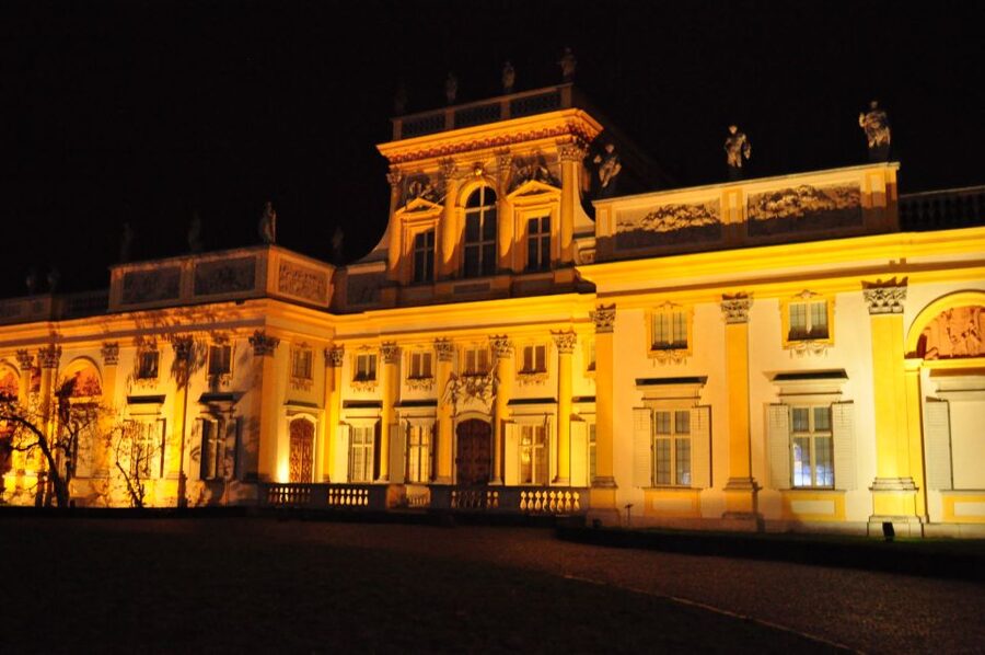 Warsaw Private Wilanow Palace & Garden Tour - Who will enjoy this private palace tour most?