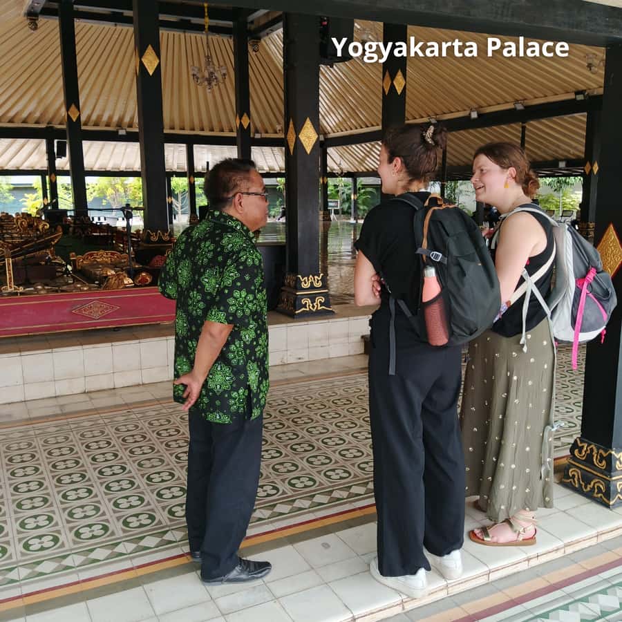 Yogyakarta: Yogyakarta Palace & Water Castle Guided Tour - Gamelan, karawitan, and traditional dance
