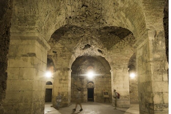YOUR BEST PRIVATE TOUR - amazing Split and Diocletian's palace - The substructures: the clearest look at the original palace